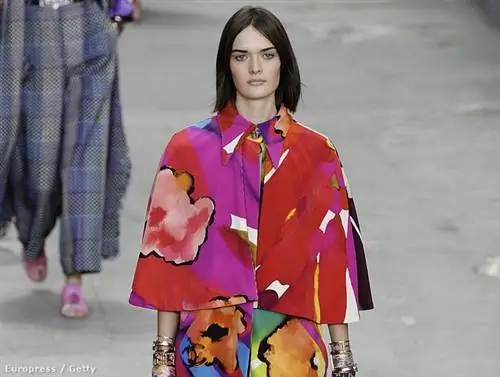 Город усыпан цветами: Chanel Spring Summer 2015 Город усыпан цветами: Chanel Spring Summer 2015