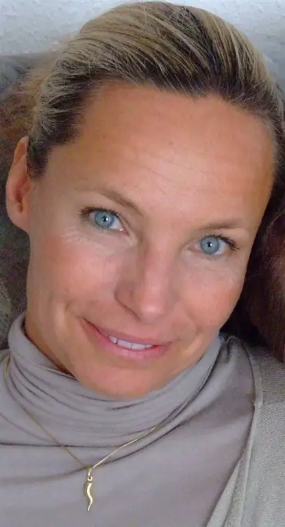 Доктор Эстер Бодроги