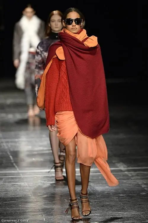 Новая коллекция одежды Gurung отражает непальское наследие дизайнера гораздо больше, чем раньше