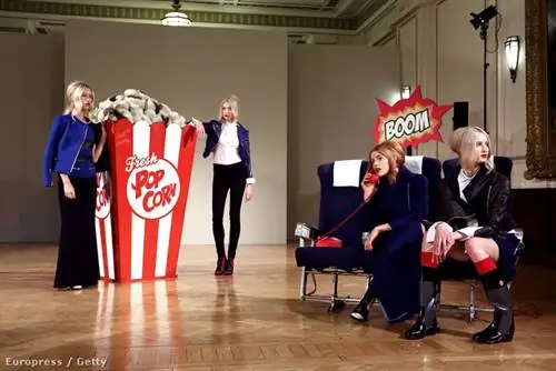 Благодаря Fashion Scout дизайнер смогла представить свою коллекцию в Лондоне