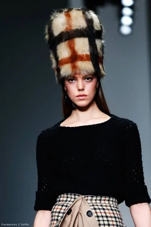 Он был сделан в кубе из паба