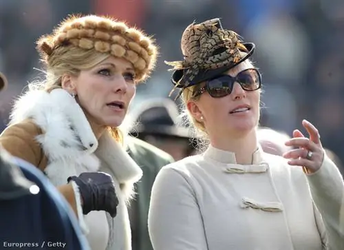 Подруга Зары Филипс тоже не поскупилась на мех. К сожалению