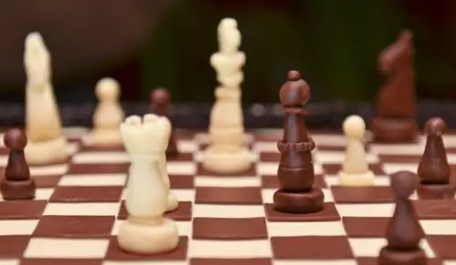 Вы все еще можете играть с едой