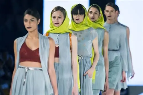 Спрячьтесь в кафтан, наденьте на мужа кружево