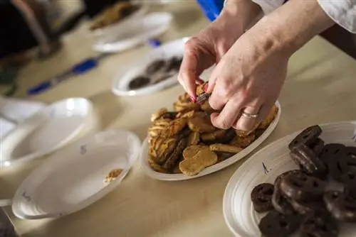 Тест: куда делся классический шоколадный крендель?