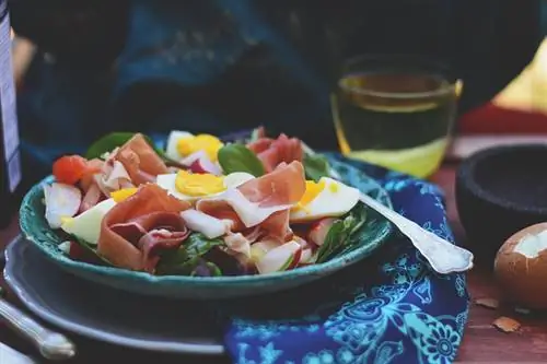 яйца с ветчиной