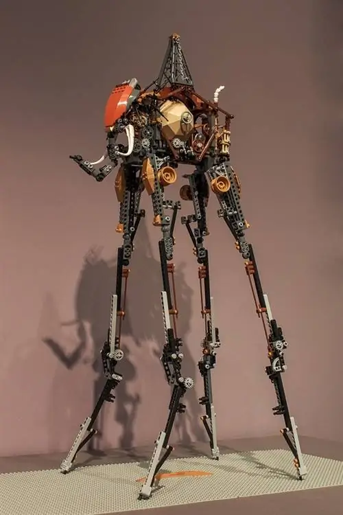 Знаменитый слон Дали был сделан из Lego