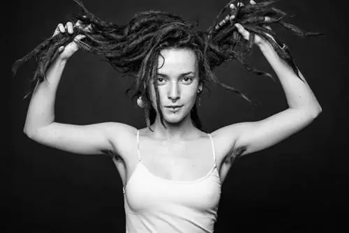 Не только Мадонна считает волосы подмышками крутыми