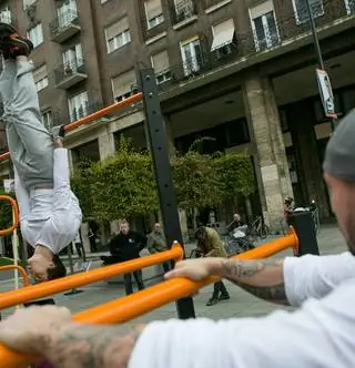 Уличная гимнастика: если вы действительно хотите красивое и пропорциональное тело