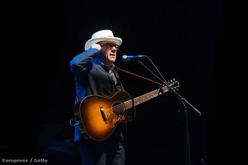 Элвис Костелло