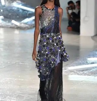 Вы можете нарядиться русалочкой за 5 миллионов