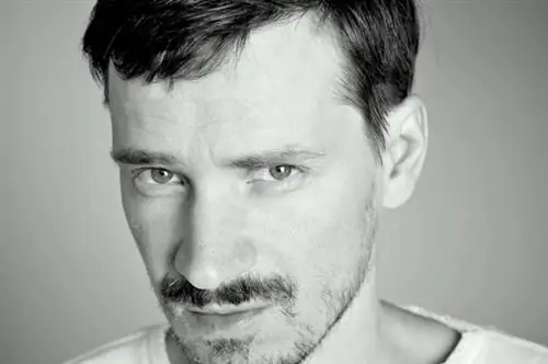 Хайду Шаболч, режиссер Delibab, играет замечательную роль