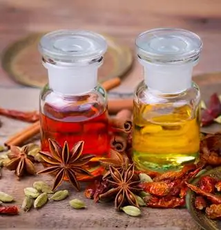 Поднимите настроение к Рождеству с помощью собственного эфирного масла