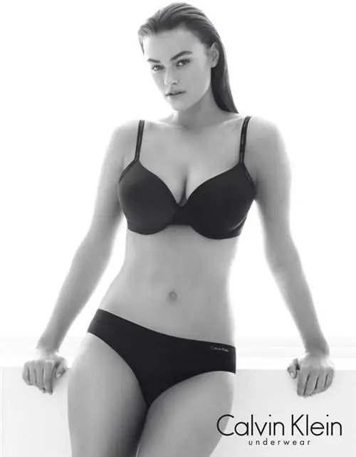 Calvin Klein рекламирует модель со здоровой фигурой