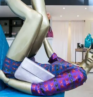 Теперь вы действительно можете купить венгерскую одежду где угодно