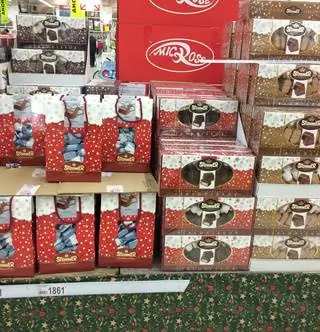 Покажем, сколько берут в гипермаркетах за фирменный салонный сахар