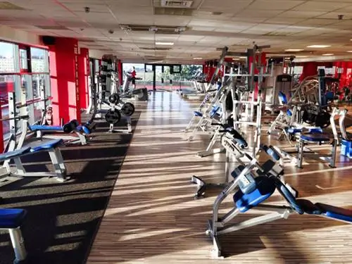 10486423 864731733546368 5378329193959108681 н