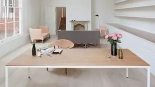 Такая аккуратная квартира художника в пригороде Лондона