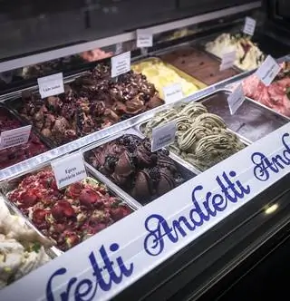 Холодный нялат, конопля и прочие странности с первой выставки мороженого