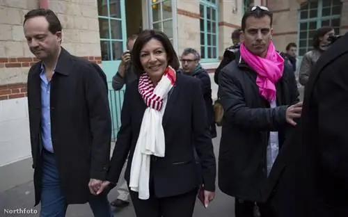 Анна Идальго, жена 55-летнего мэра Парижа