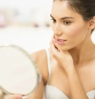 Так вы можете избежать склонной к акне, поврежденной кожи лица