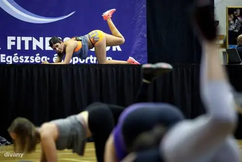 Женщины больше всего недовольны своим животом, бедрами и ляжками