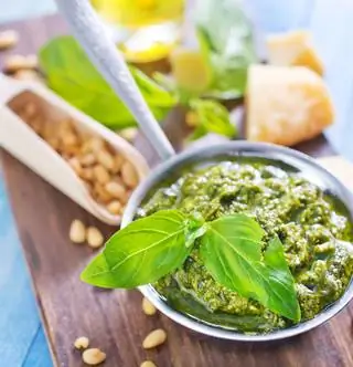5 супербыстрых и безумно вкусных заправок для салатов
