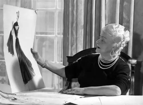 В мастерской Нины Риччи в Париже, 1960-е годы