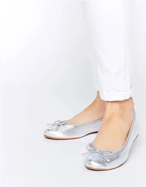 Asos оценил свои балетки в 5060 форинтов