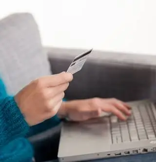 Не попадайтесь на удочку посредников, если ищете работу или жилье за границей