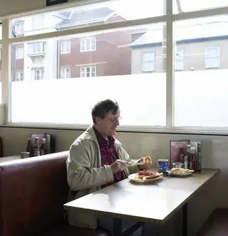 Одиночество тоже может стать причиной голода