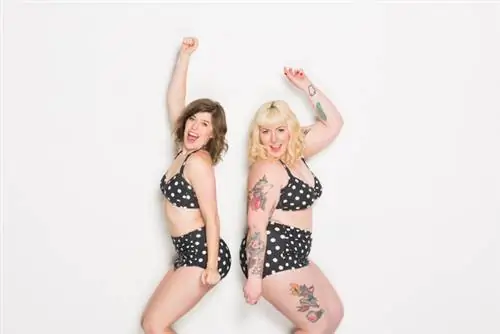 В этом году ModCloth использовала все типы телосложения в своей рекламной кампании купальников. Вот как это должно быть сделано