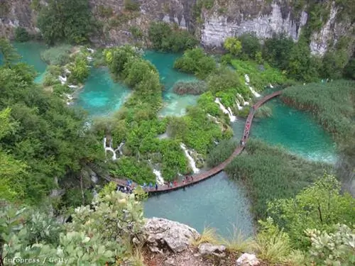 Вы можете отправиться в поход в красивый пейзаж