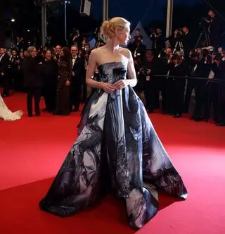 Платье Кейт Бланшетт из 15 метров шелка