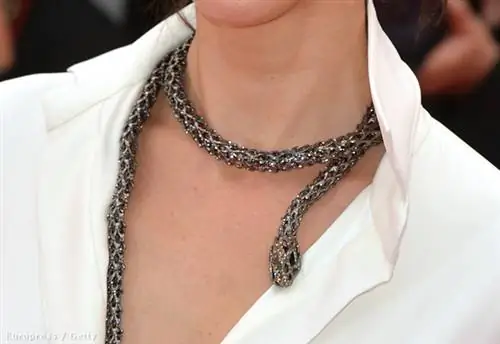 Софи Марсо позаимствовала бриллиантовые ожерелья в доме вечеринок Chopard