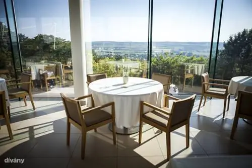 Как будто мы даже не дома