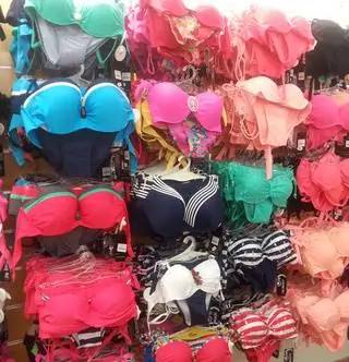 Бикини стоит всего 3000 форинтов