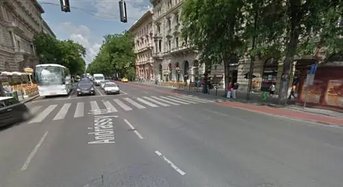 Зловещая встреча на улице Андраши Зловещая встреча на улице Андраши