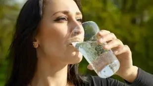 4 причины, почему газированная вода не такая уж и хорошая штука