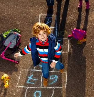 Эй, школа тоже может воспитать счастливых детей