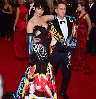Граффити подает в суд на дизайнера Moschino
