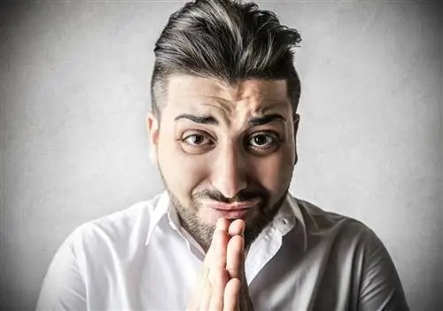 Я хотел бы быть немного эгоистичным. Свободно?