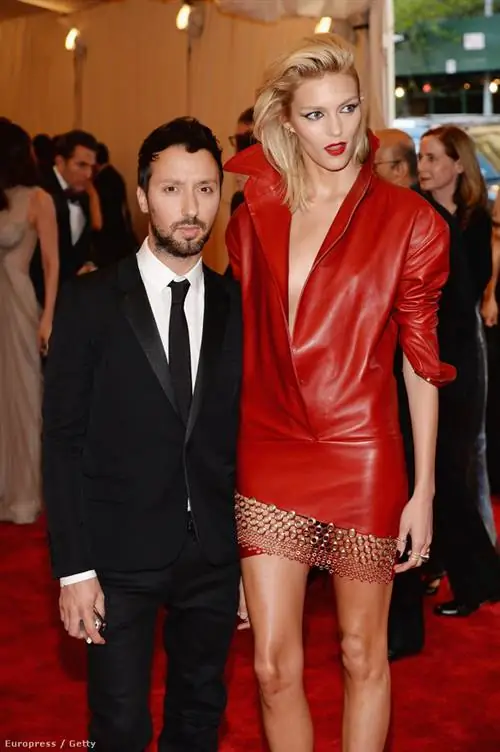 Одна из любимых муз Энтони Ваккарелло - Аня Рубик