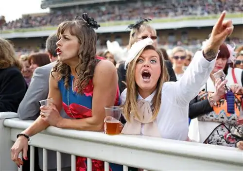 Нарядиться на скачки в Ливерпуле больше невозможно