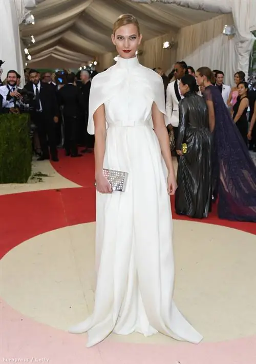 Набор Карли Клосс на Met Gala Набор Карли Клосс на Met Gala