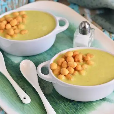 Очень весна: простой крем-суп из спаржи