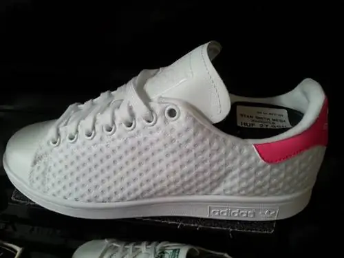 Foot Locker: вы можете купить немного более особенный Adidas Stan Smith за 27 990 форинтов Foot Locker: вы можете купить немного более особенный Adidas Stan Smith за 27 990 форинтов