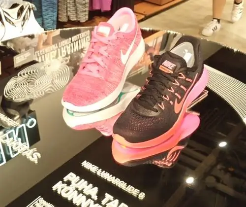 Уэст-Энд, магазин Nike: здесь они продвигают Lunarglide 8 Уэст-Энд, магазин Nike: здесь они продвигают Lunarglide 8