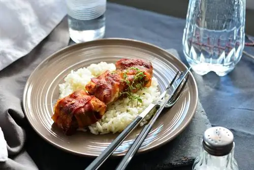 грибы фаршированные беконом 1