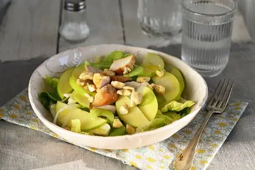 яблочный куриный салат